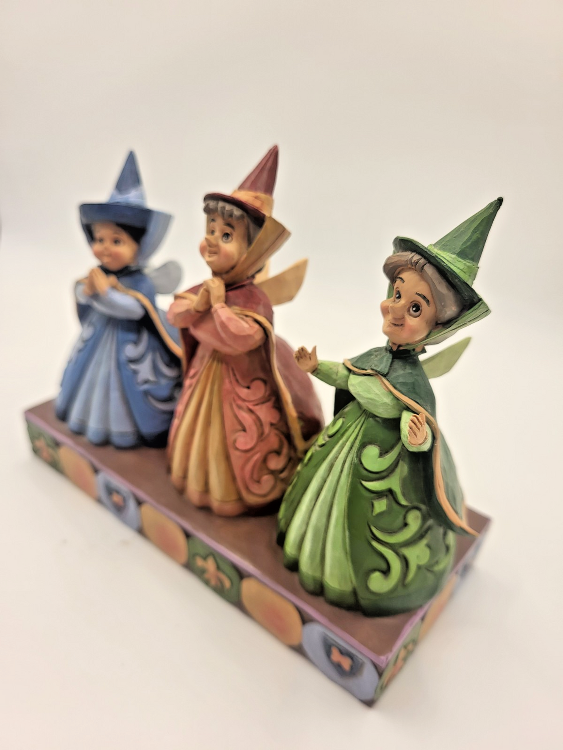 Disney Traditions Sleeping Beauty 3 Faires Figurine Flora Fauna & Merryweather15