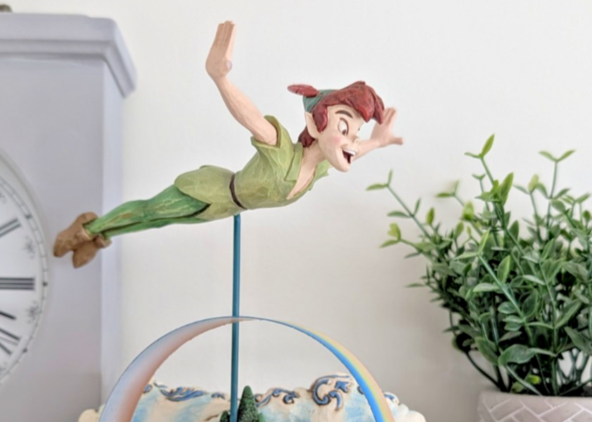 Disney Traditions Peter Pan Soars to the Stars 4009043 – detail and condition photograph 2