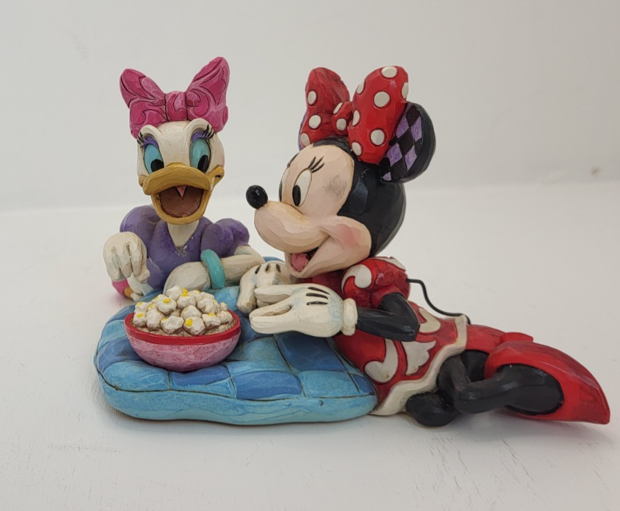 Disney Traditions Minnie Mouse & Daisy Duck Figurine Girls Night Ornament2