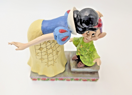 Disney Traditions Showcase Snow White & Dopey Sweetest Farewell Figurine J Shore16