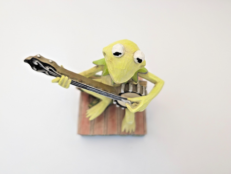 Disney Traditions Kermit Find Your Rainbow Connection 4020800 – condition close-up