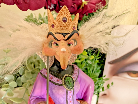 Disney Showcase Couture de Force Evil Queen Masquerade figurine photo 4
