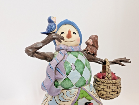 Disney Traditions Snow White Hi Ho Holidays 4046020 Christmas Figurine – detail and condition photograph 17