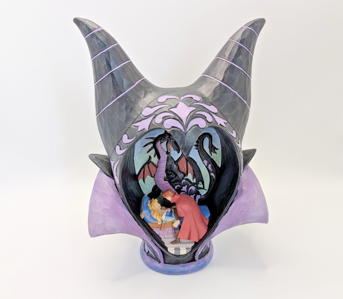 Disney Traditions True Love's Kiss Aurora Prince Philip and Maleficent figurine photo 5