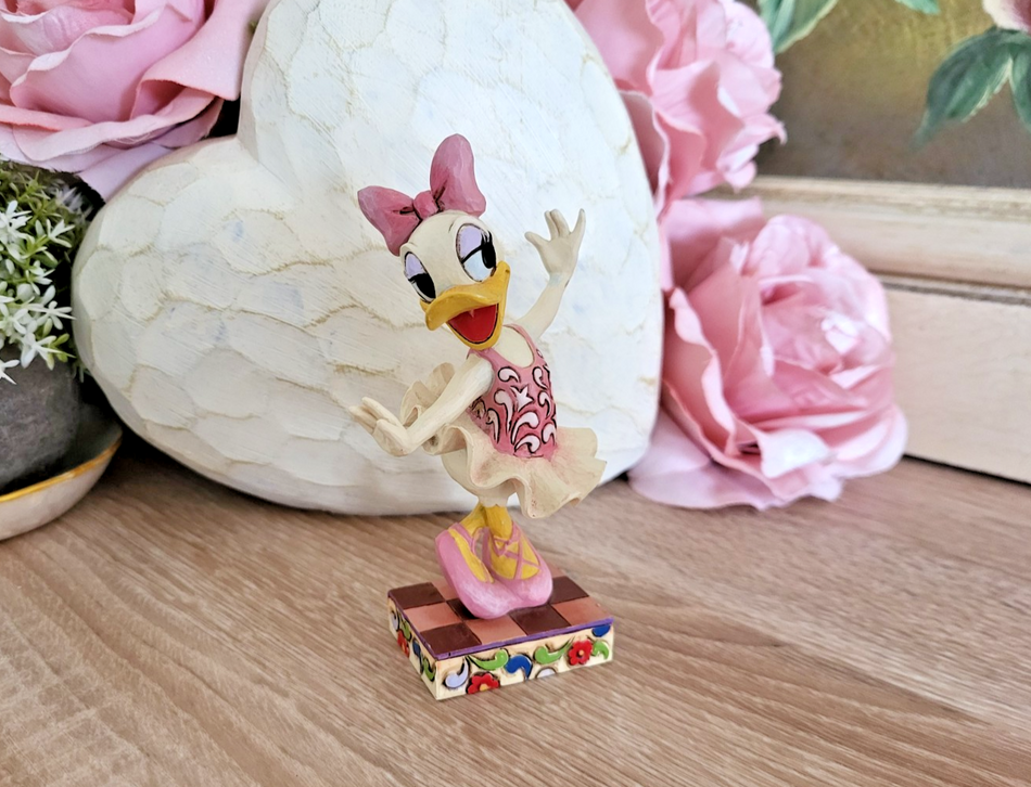 Disney Traditions Showcase Daisy As The Sugar Plum Fairy Figurine Duck Jim Shore0