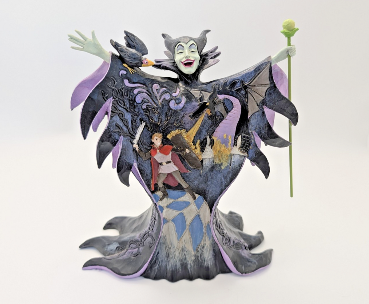 Disney Traditions Maleficent Malevolent Madness figurine 4055439 right-side character view