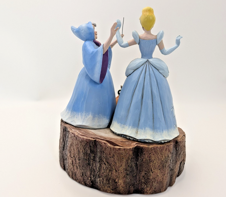 Disney Traditions Cinderella Magical Transformation 4037503 – close-up detail