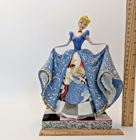 Disney Traditions Showcase Cinderella Romantic Waltz Figurine Jim Shore Scene15