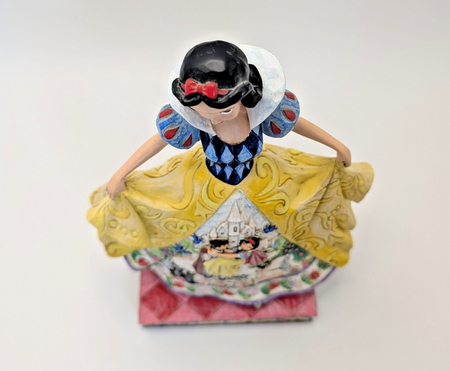 Disney Traditions Showcase Fairytale Endings For The Fairest Figurine Snow White20