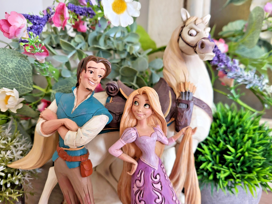 Disney Traditions Showcase Tangled Figurine Rapunzel Live Your Dream Jim Shore1