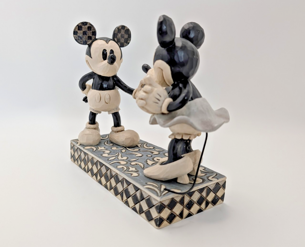 Disney Traditions Mickey and Minnie Real Sweetheart figurine photo 7