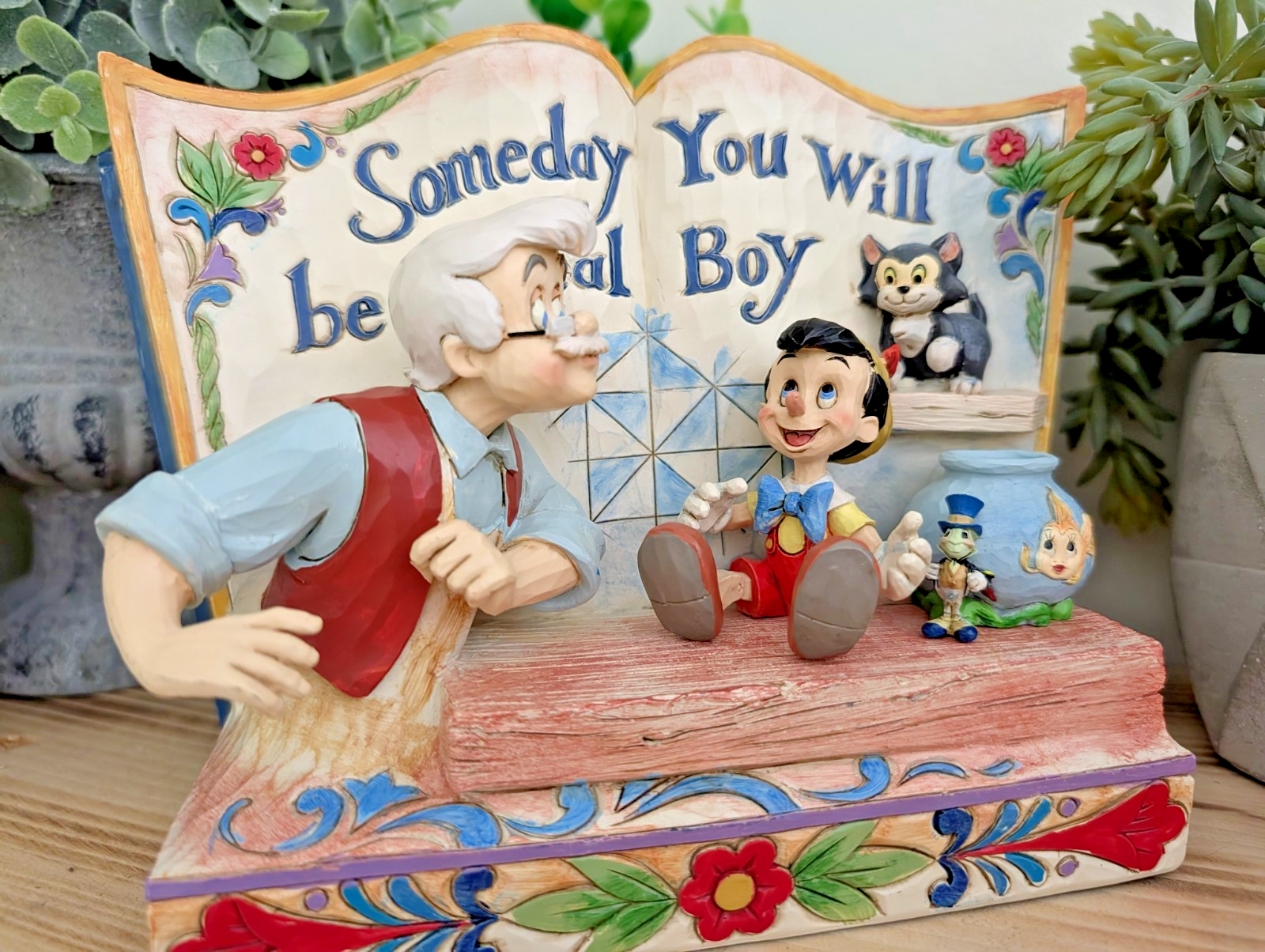 Disney Traditions Showcase Pinocchio Figurine Someday You Will Be A Real Boy2