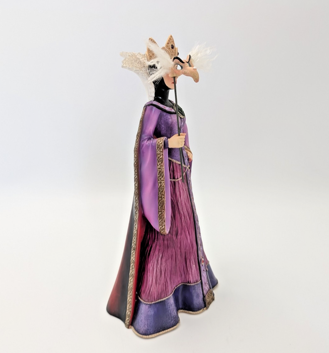 Disney Showcase Couture de Force Evil Queen Masquerade figurine photo 13