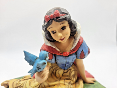 Disney Traditions Snow White Figurine Gentleness And Harmony Ornament Jim Shore10