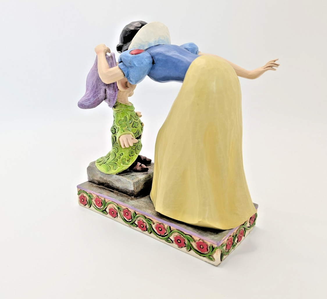 Disney Traditions Showcase Snow White & Dopey Sweetest Farewell Figurine J Shore10