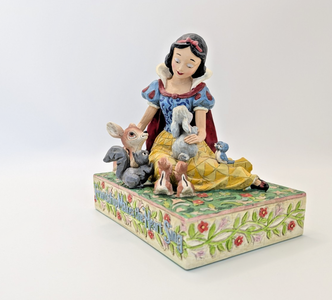 Disney Traditions Showcase Snow White Figurine Friendship Makes The Heart Sing6