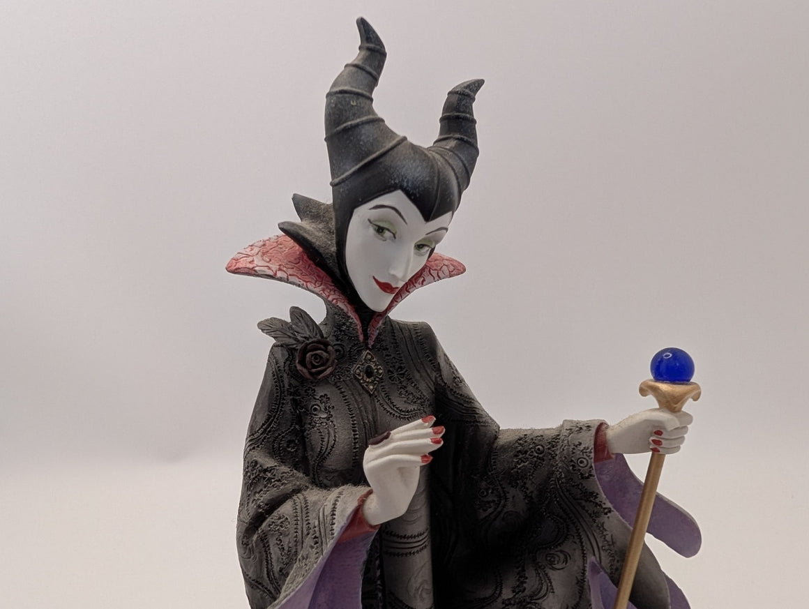 Alternate view of Disney Showcase Couture de Force Maleficent figurine 4031540