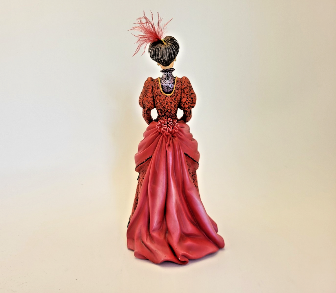 Disney Showcase Lady Tremaine Figurine Haute Couture Evil Stepmother Cinderella8