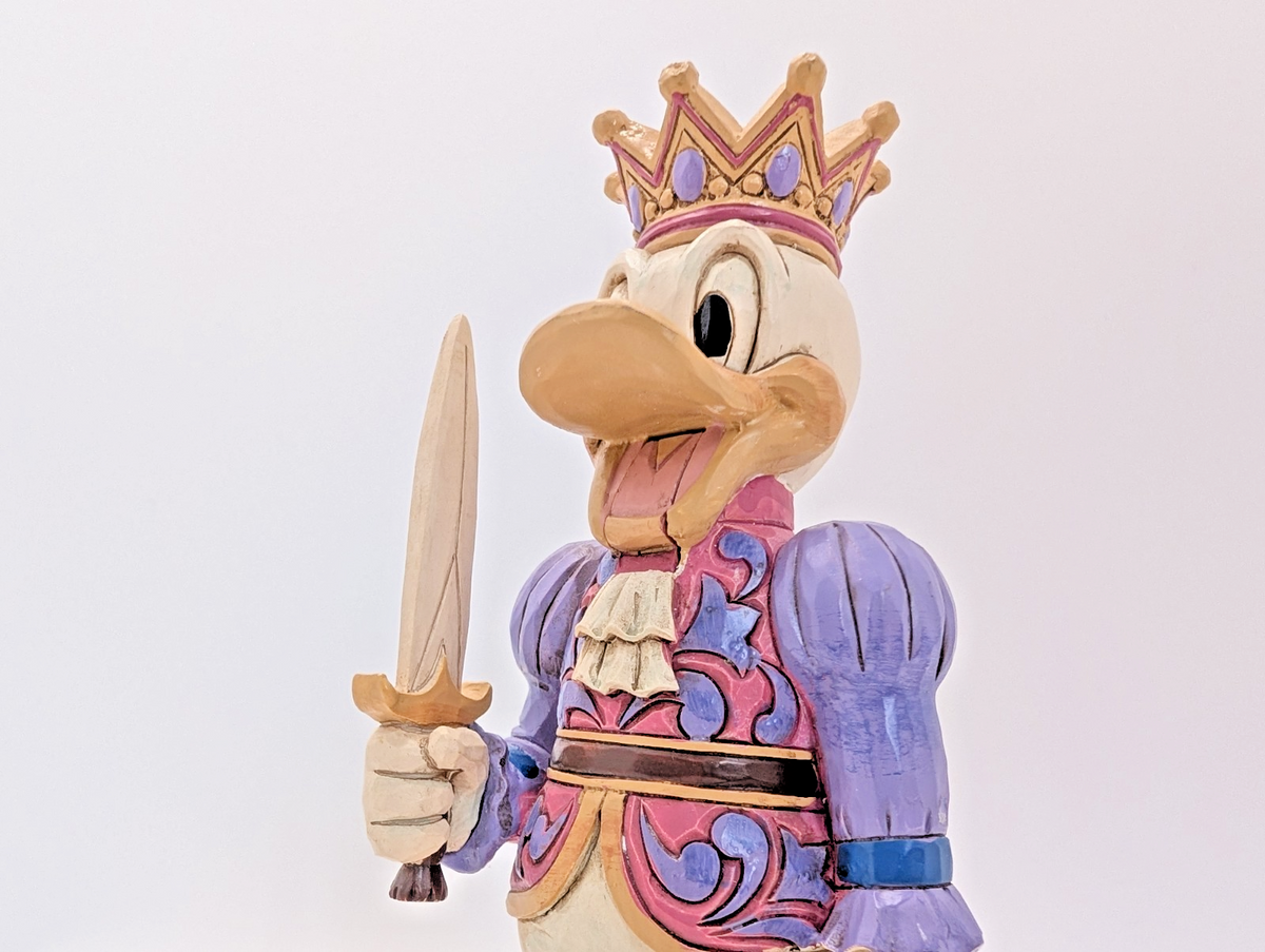Disney Traditions Donald Duck Reigning Royal Nutcracker 6000948 – detail and condition photograph 15