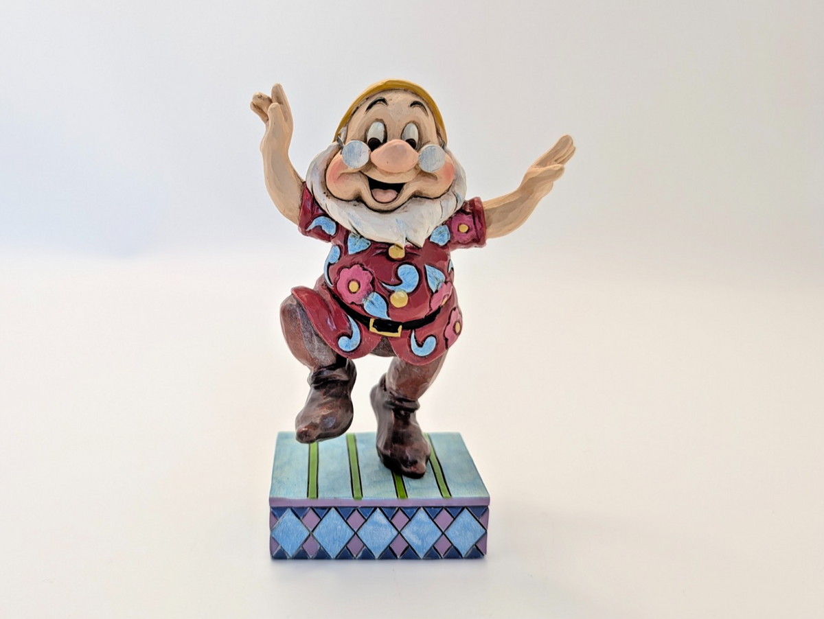 Disney Traditions Dancing Doc Snow White 4049628 boxed figurine - rear view