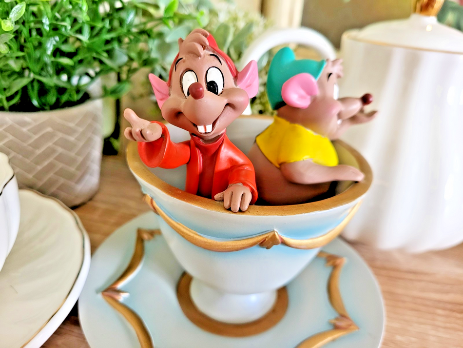 Disney Jaq And Gus Trinket Dish Disney Store Exclusive Cinderella Figurine1