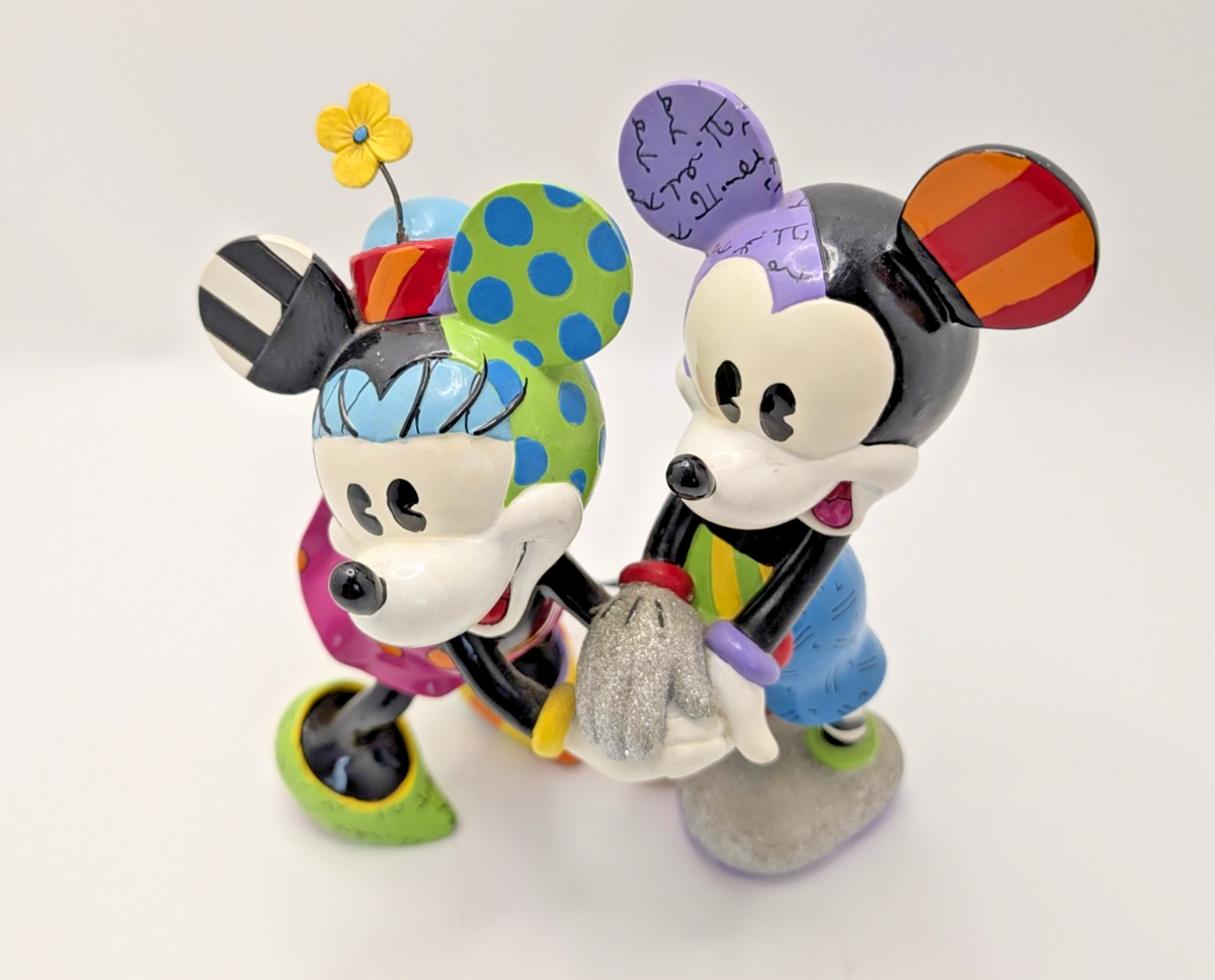 Disney Britto Mickey and Minnie 4049689 limited edition 1726 of 2500 figurine - view 11