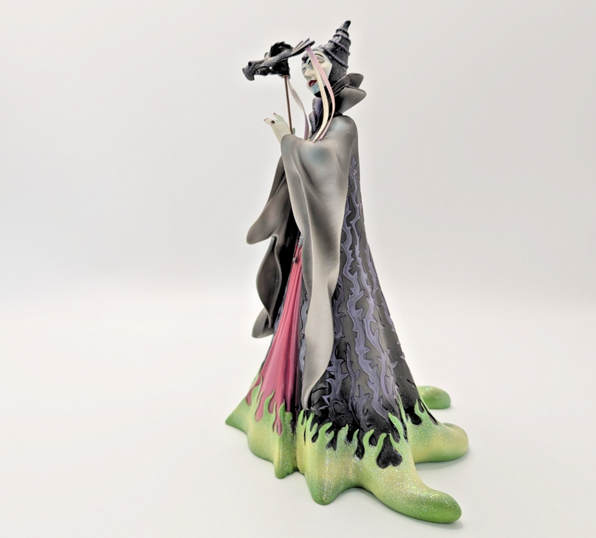 Disney Showcase Maleficent Masquerade Figurine Couture De Force Villain7