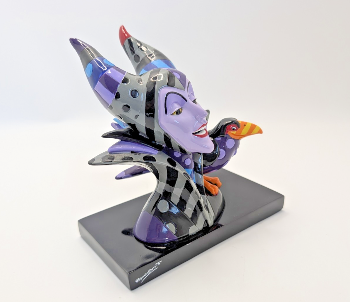 Disney Britto Maleficent and Diablo bust 4039141 Sleeping Beauty figurine - view 10