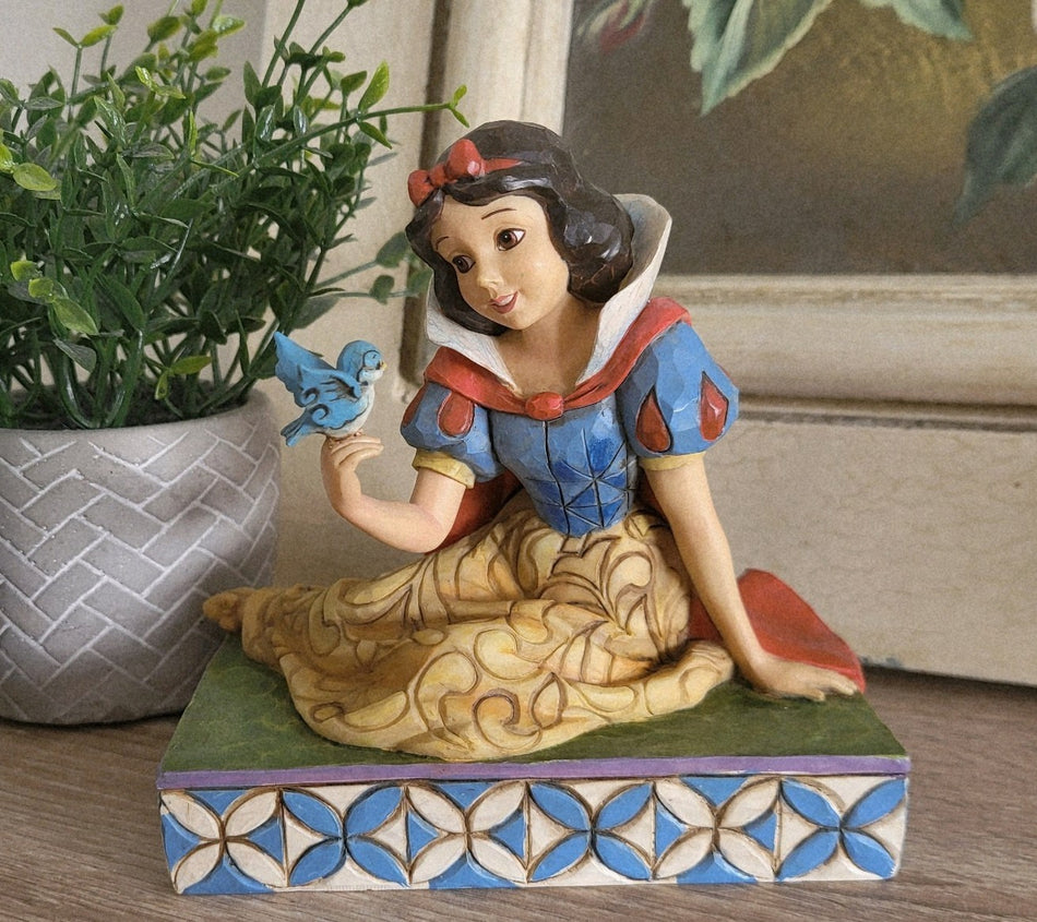 Disney Traditions Snow White Figurine Gentleness And Harmony Ornament Jim Shore0