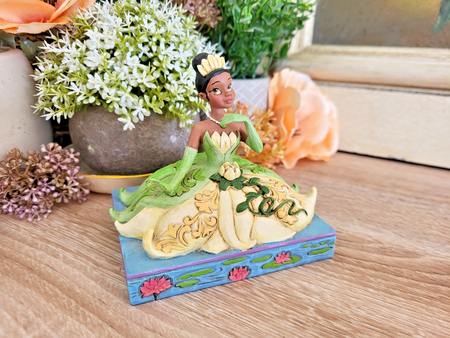 Disney Traditions Be Independent Figurine Tiana Princess & The Frog Ornament1