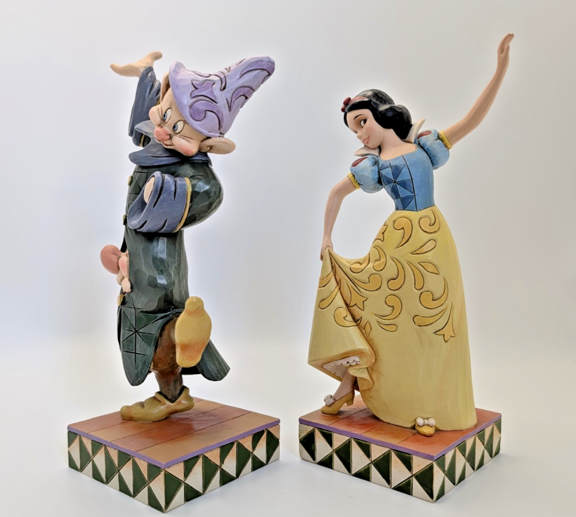 Disney Traditions Snow White and Dopey Dancing Partners boxed figurine
