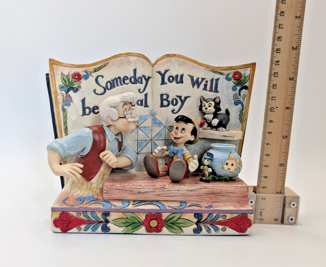 Disney Traditions Showcase Pinocchio Figurine Someday You Will Be A Real Boy15