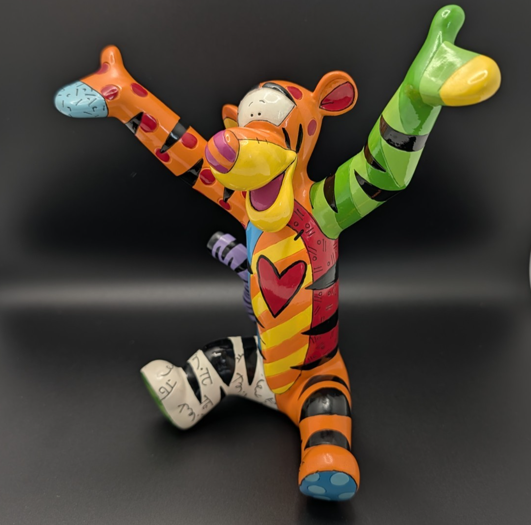 Disney Britto Tigger 4044121 Winnie the Pooh pop art figurine - view 3