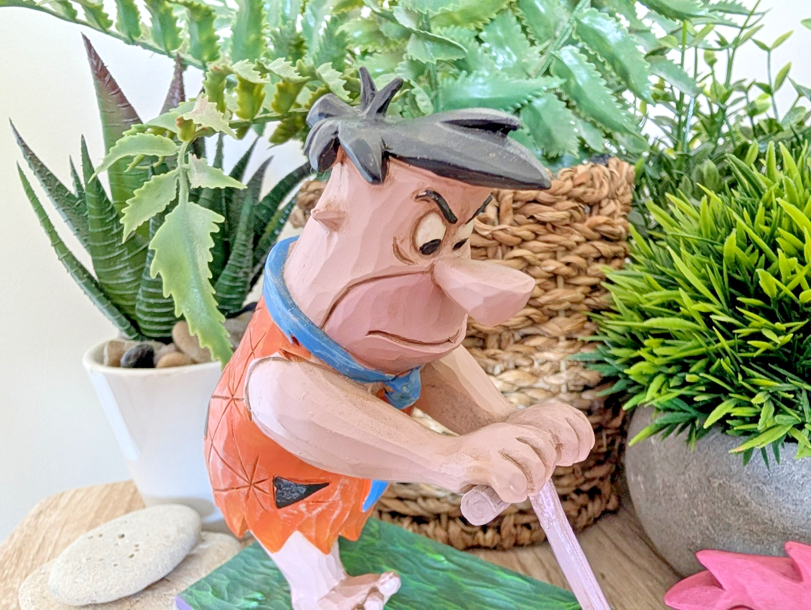 Jim Shore Flintstones Fred Flintstone Mower-a-saurus figurine 4058333 photo 3