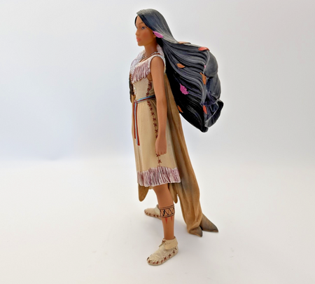 Disney Showcase Couture de Force Pocahontas 6008692 by Enesco - Unboxed - product view 6