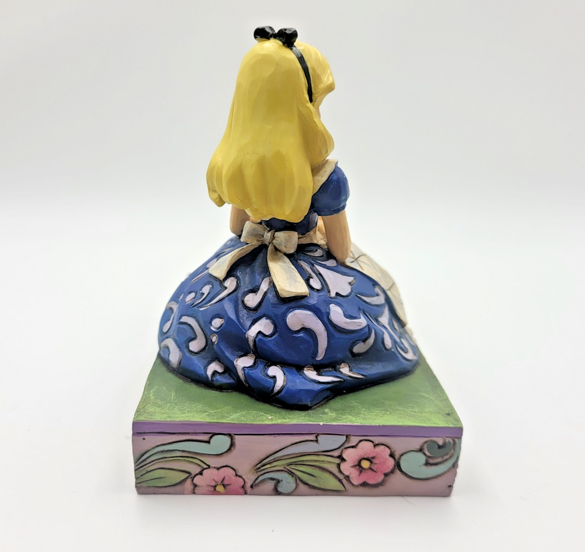 Disney Showcase Alice In Wonderland Figurine Awaiting An Adventure Ornament9