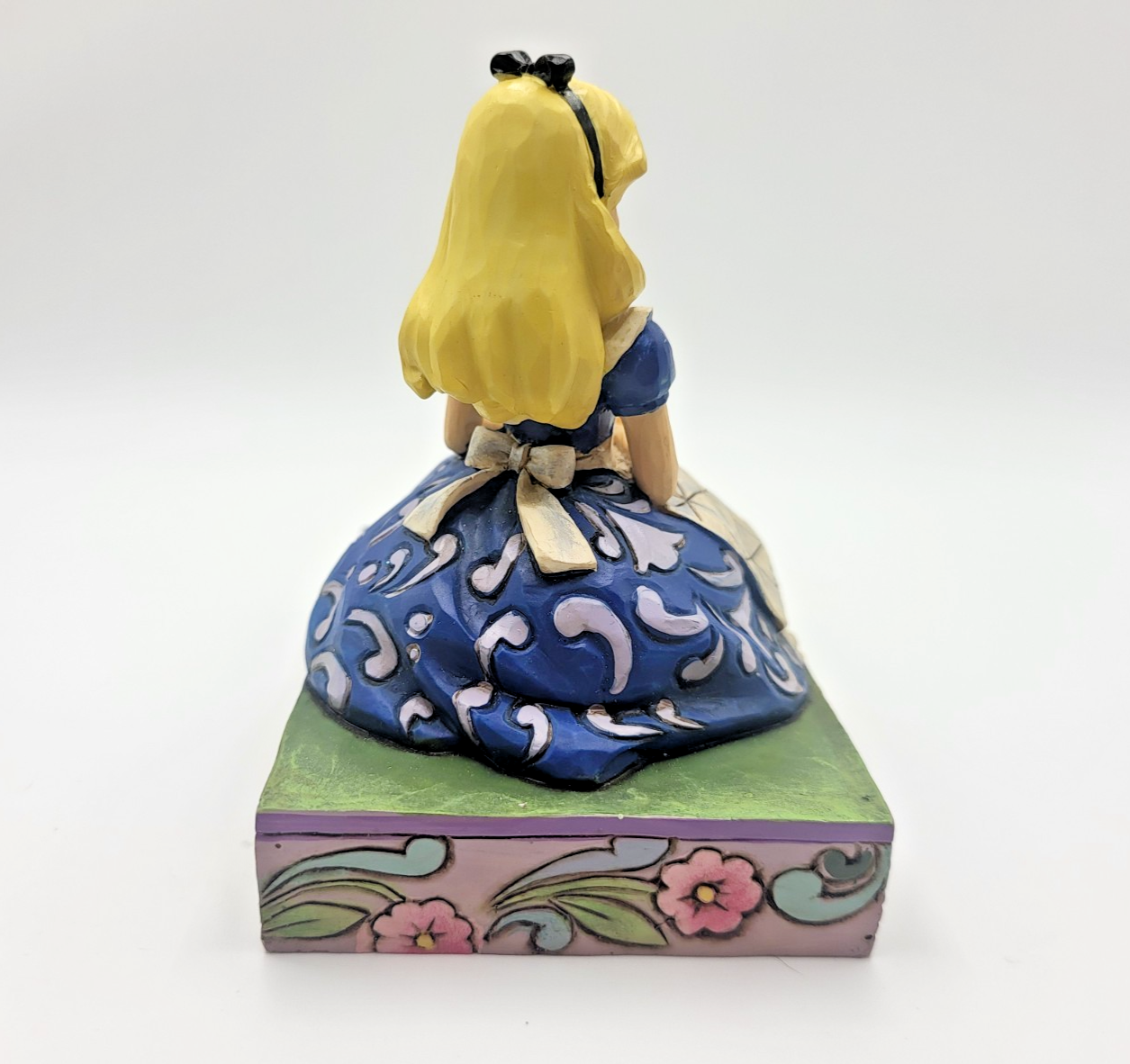 Disney Showcase Alice In Wonderland Figurine Awaiting An Adventure Ornament9