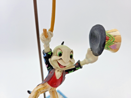 Disney Traditions Jiminy Cricket Figure Let Your Conscience Be Your Guide Boxed17