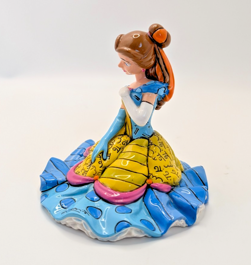 Disney Britto Belle Beauty and the Beast figurine 4030817 – three-quarter view