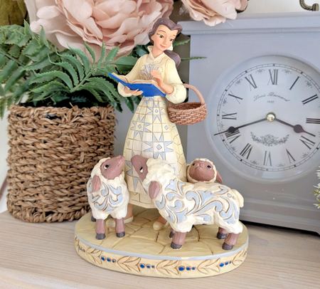 Disney Traditions Belle Bookish Beauty Figurine White Woodland Jim Shore2