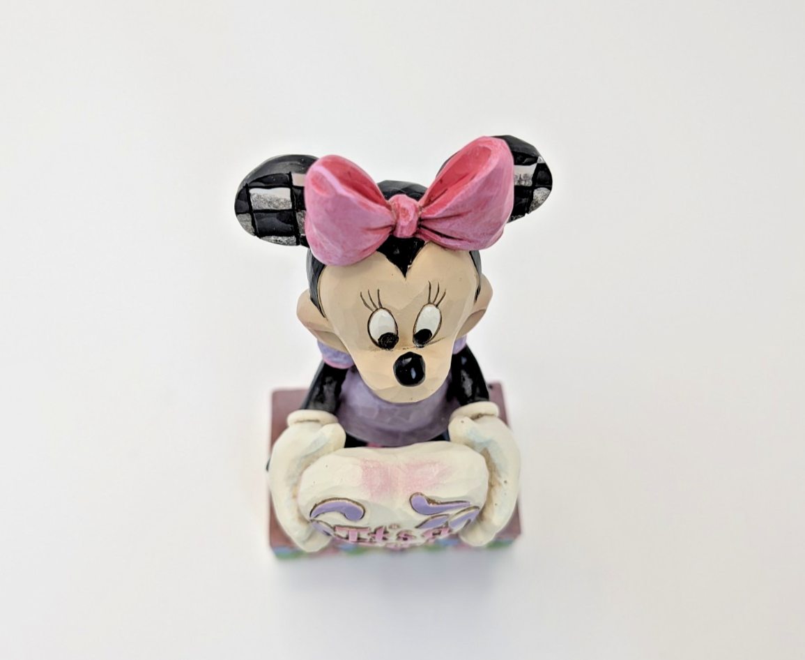 Disney Traditions Minnie Mouse It's a Girl figurine 4043664