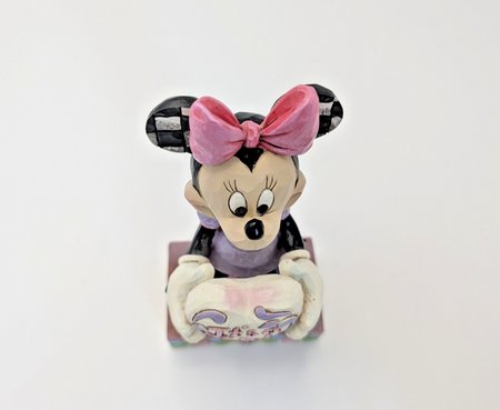 Disney Traditions Minnie Mouse It's a Girl figurine 4043664