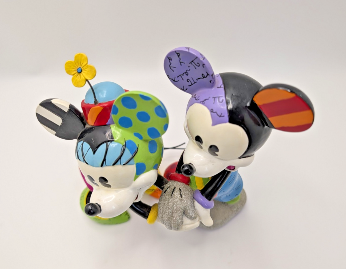 Disney Britto Mickey and Minnie 4049689 limited edition 1726 of 2500 figurine - view 12