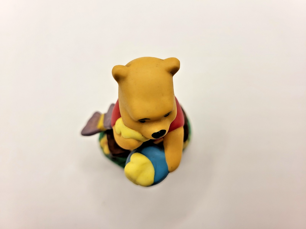 Winnie The Pooh  Disney Grolier Premier Edition  Porcelain Ornament Figure6