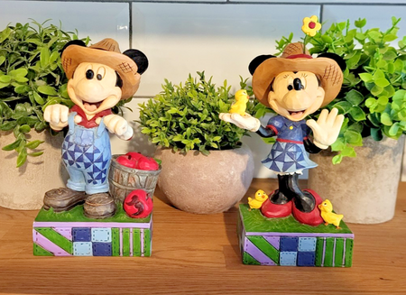 Disney Traditions Mickey & Minnie Figurines Country Life Fresh From The Farm2