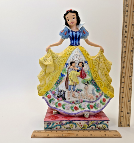 Disney Traditions Showcase Fairytale Endings For The Fairest Figurine Snow White16