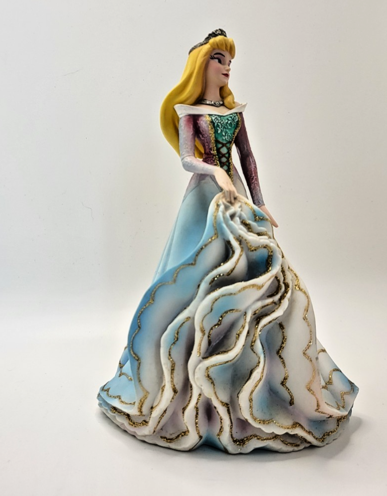 Disney Aurora Sleeping Beauty Couture de Force Figurine 4031543 Enesco Ornament8