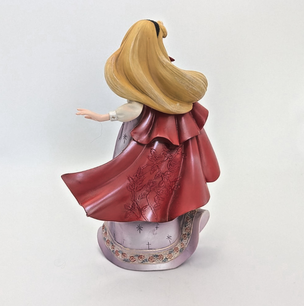 Disney Showcase Couture de Force Aurora Briar Rose figurine 4055792 photo 8