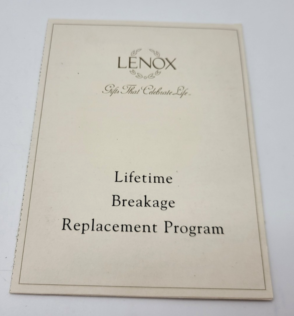Lenox Disney Classics Sneezy Treasure Box COMPLETE Box Papers Charm Snow White22