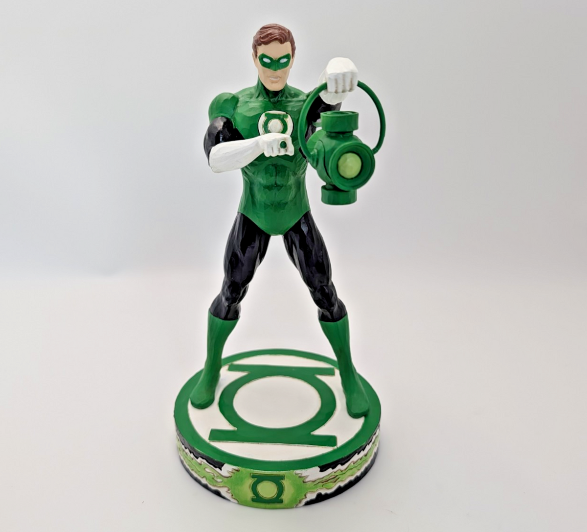 Alternate view of Jim Shore DC Comics Green Lantern Emerald Gladiator figurine 6003024